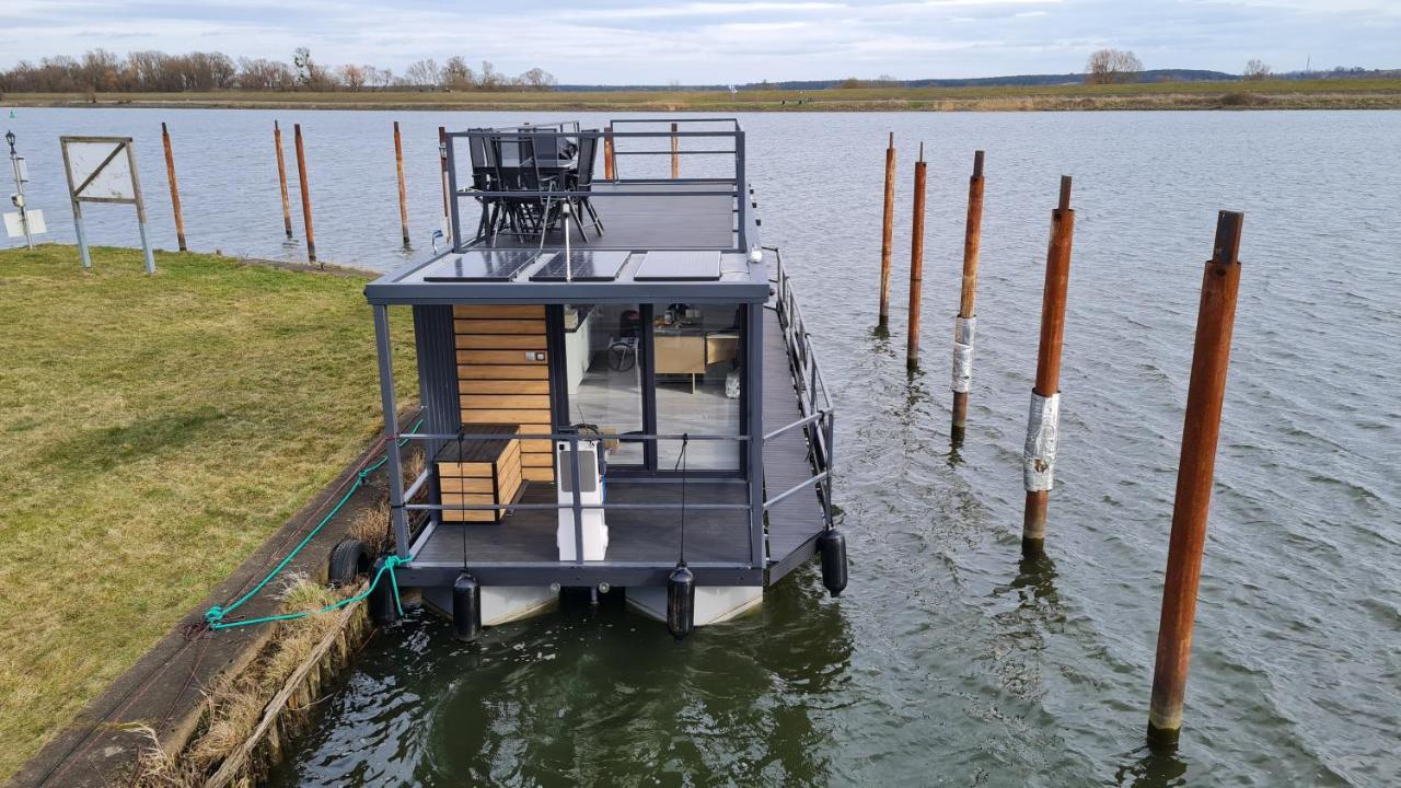 Hausboote Unteres Odertal Hausboot Kranich Hotel ชเวดท์ ภายนอก รูปภาพ