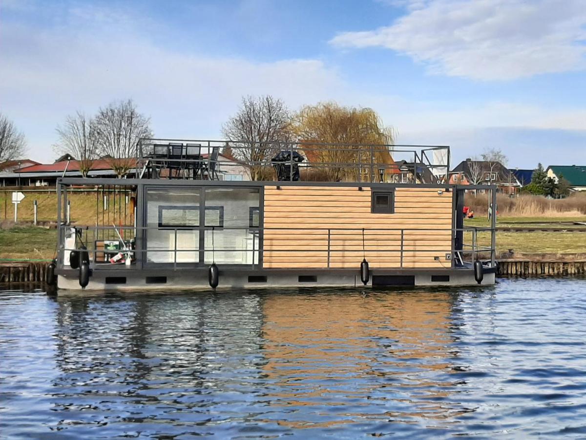 Hausboote Unteres Odertal Hausboot Kranich Hotel ชเวดท์ ภายนอก รูปภาพ