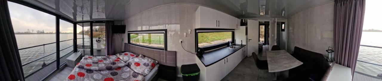 Hausboote Unteres Odertal Hausboot Kranich Hotel ชเวดท์ ภายนอก รูปภาพ